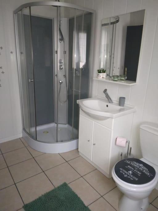 Appartement Cosy Avec Terrasse Vaux-Sur-Seine Esterno foto